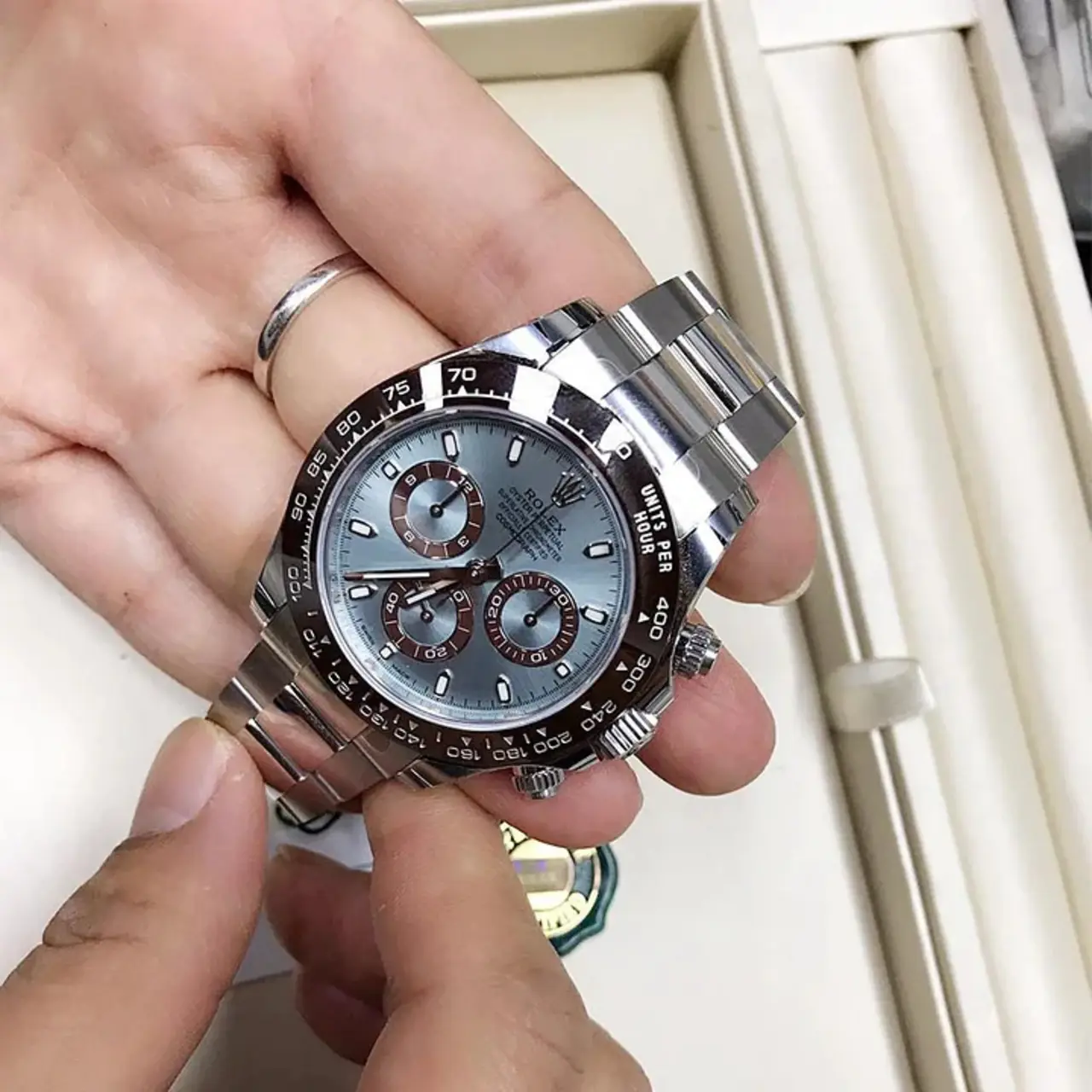 コスモグラフ デイトナ オイスター 40 mm