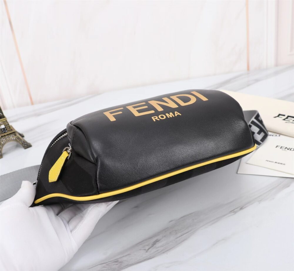【FENDI公式 旗艦店】 フェンディ チェストバッグ 当日出荷 好評に付き再入荷！18*20*7CM - 画像 (6)