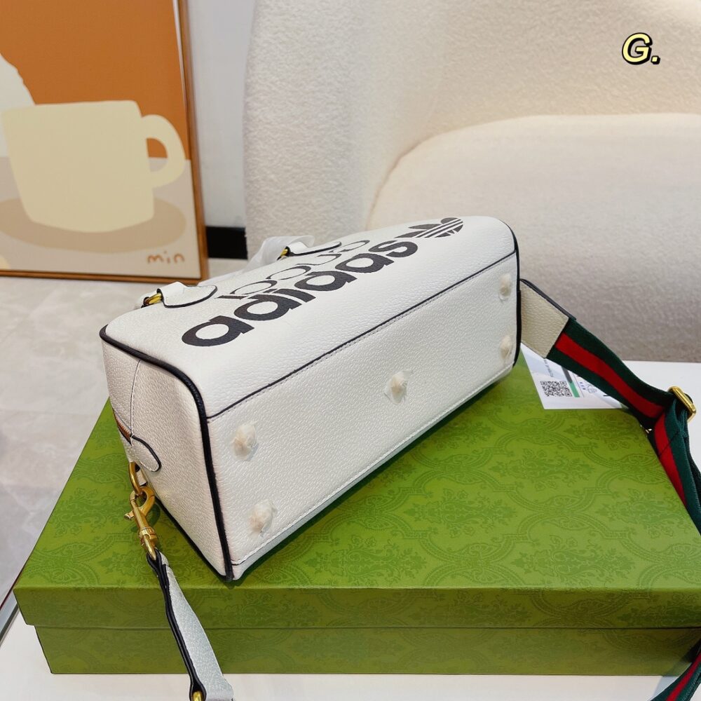 ADIDAS X GUCCI ミニ ダッフルバッグ 28 X 16 X 12CM - 画像 (13)