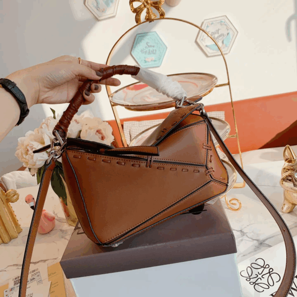 Loewe-2023新作 ロエベ パズル編み込みスタイル