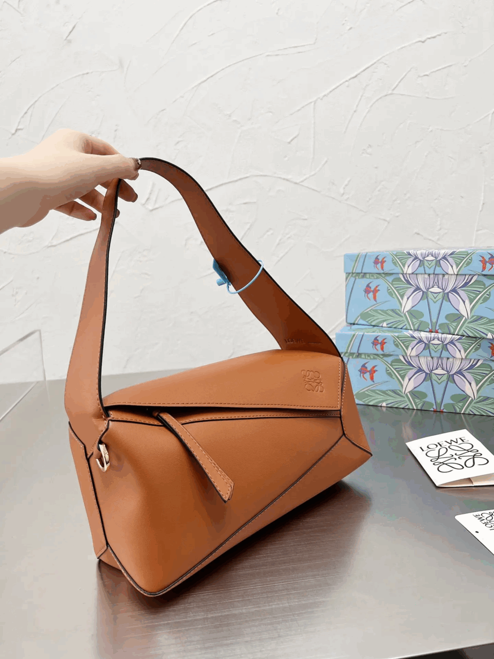 即発人気LOEWE パズル ホーボーバッグ - 画像 (7)