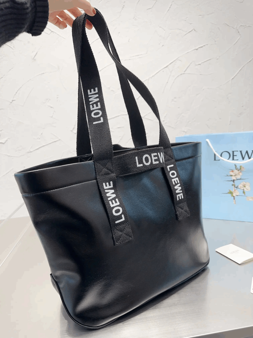 Loewe-ロエベ人気の大型ショッピングバッグ! - 画像 (2)