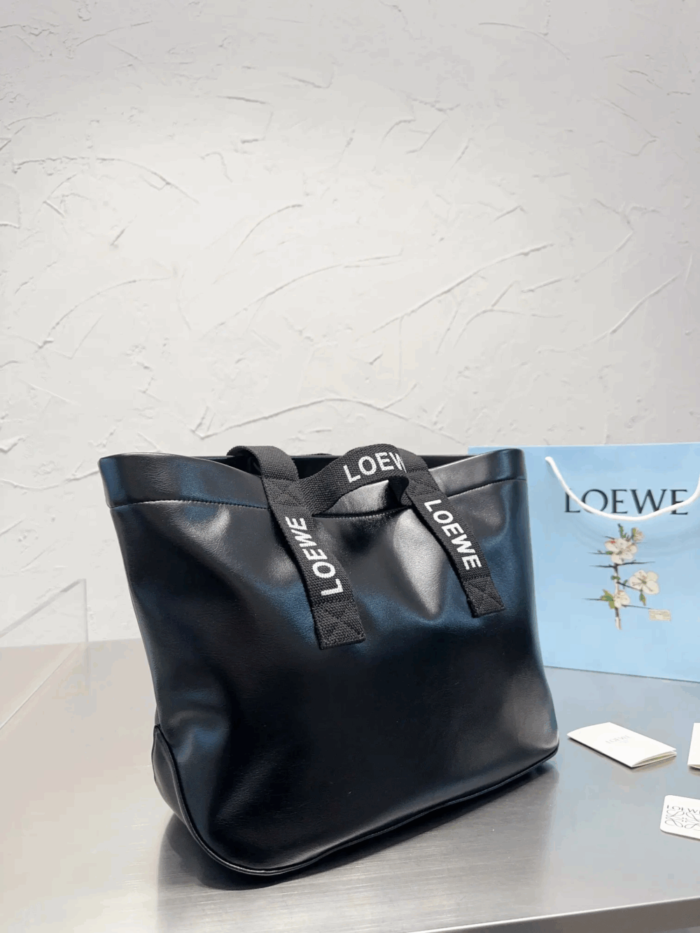 Loewe-ロエベ人気の大型ショッピングバッグ! - 画像 (3)