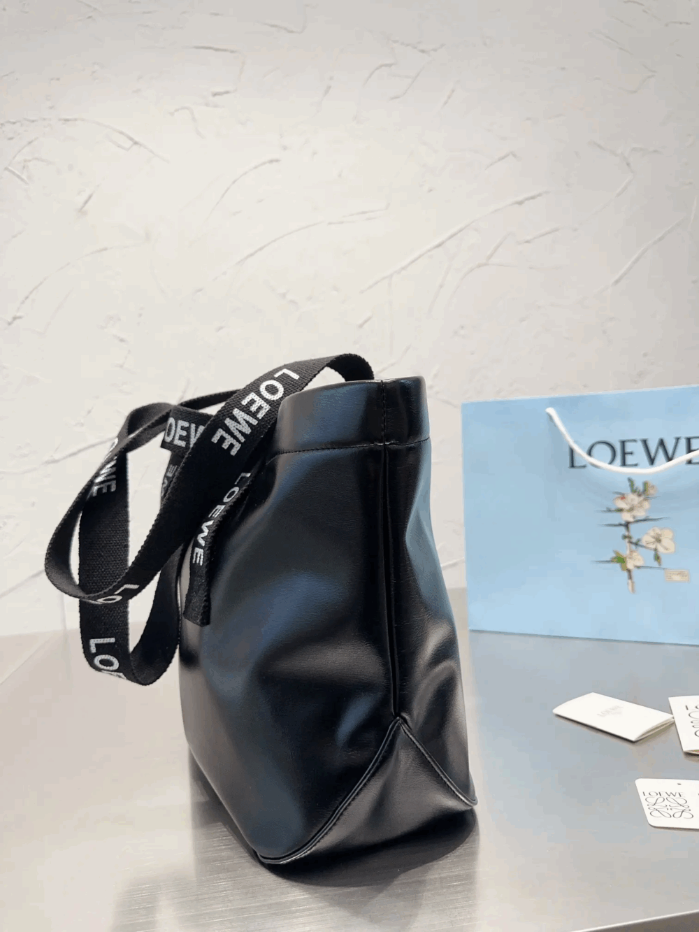 Loewe-ロエベ人気の大型ショッピングバッグ! - 画像 (4)