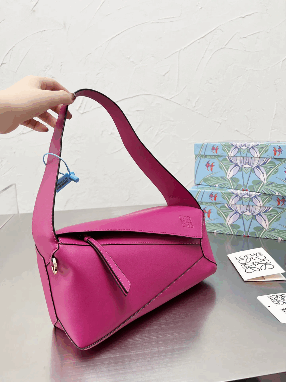 即発人気LOEWE パズル ホーボーバッグ - 画像 (6)