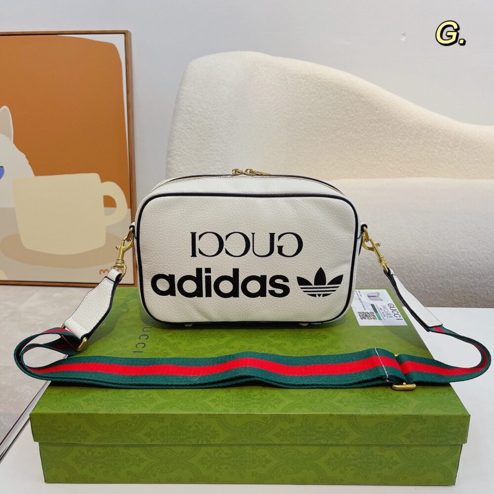ADIDAS X GUCCI スモール ショルダーバッグ 24 X 15 X 8 CM - 画像 (4)