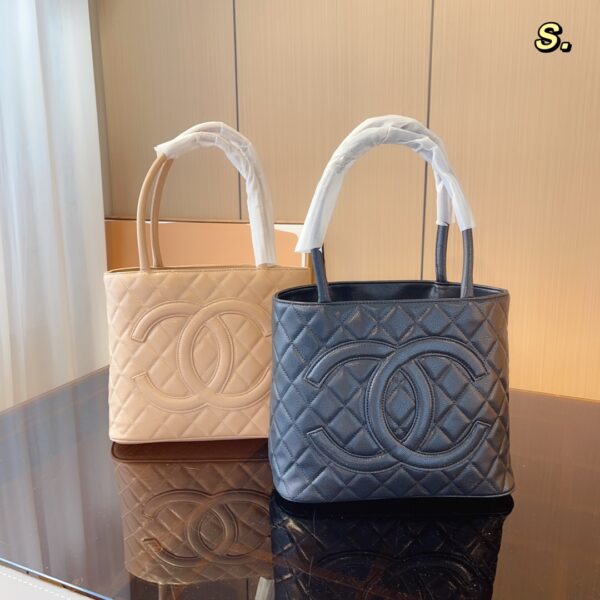 CHANEL （シャネル）ハンドバッグ 30*16*25cm