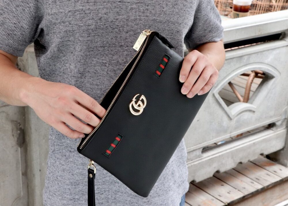Gucci（グッチ）クラッチバッグ 29x18x5cm - 画像 (8)
