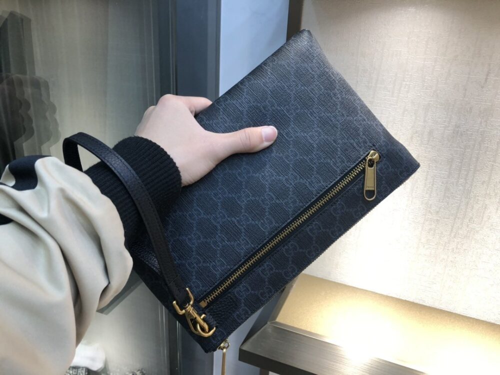 Gucci（グッチ）クラッチバッグ 27X17X3cm - 画像 (2)