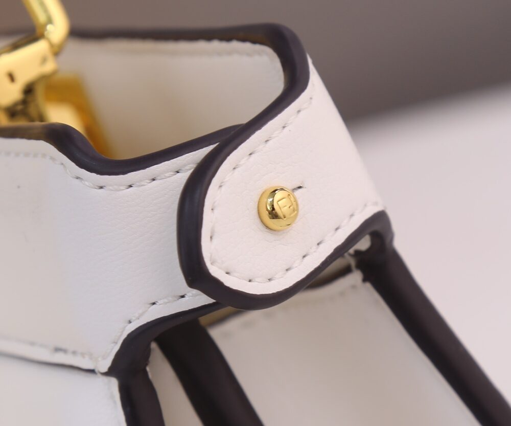 【FENDI 公式 旗艦店】フェンディ ハンドバッグ 当日出荷 好評に付き再入荷！20*15.5*11CM - 画像 (12)