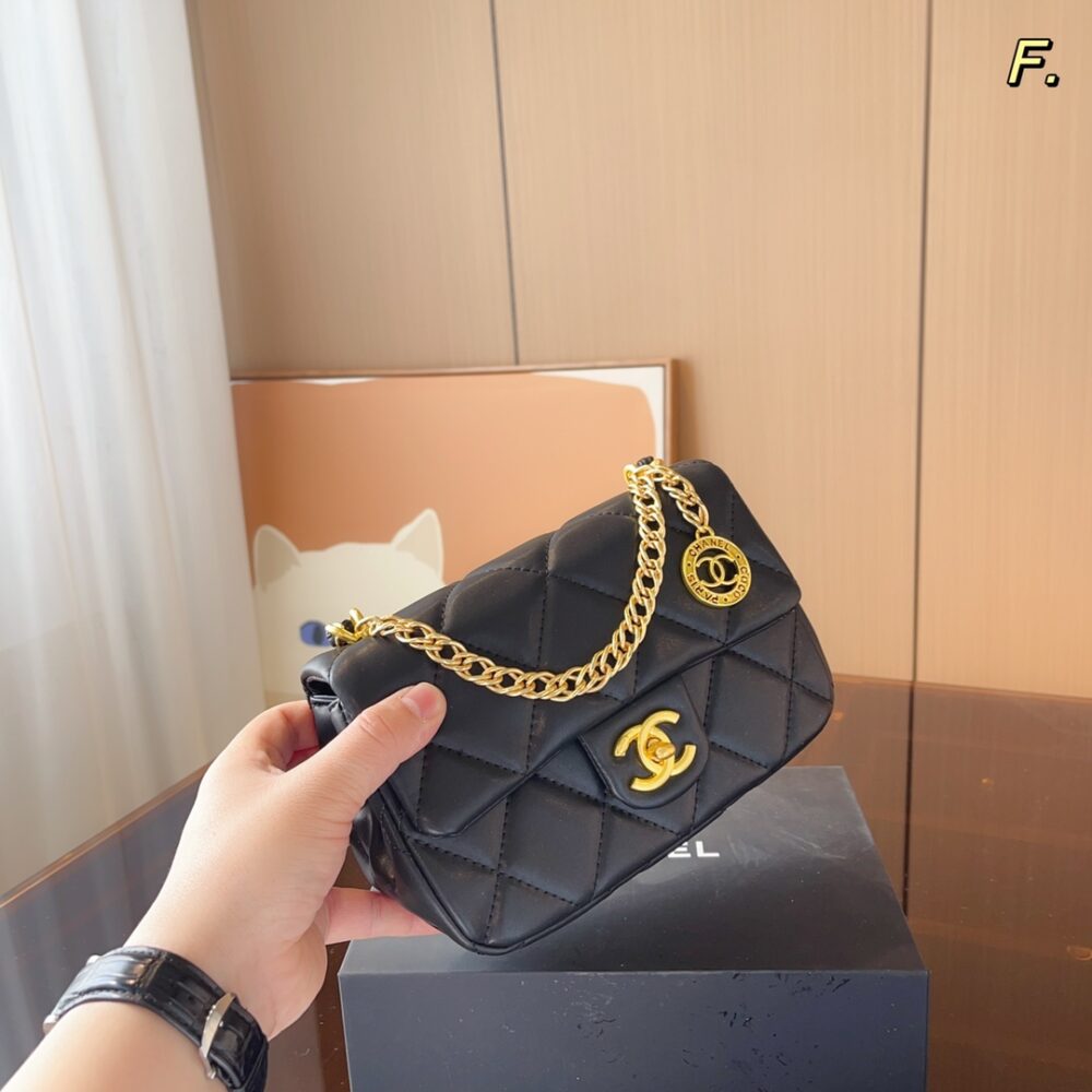 CHANEL （シャネル）メッセンジャーバッグ 20*7*15cm - 画像 (7)
