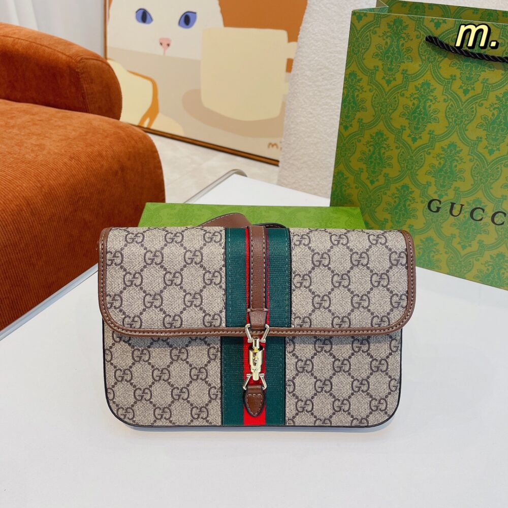 GUCCI 〔グッチ〕Jackie 1961 ファニーパック - 画像 (5)