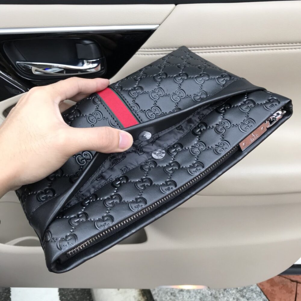 Gucci（グッチ）クラッチバッグ 28x18x3cm - 画像 (2)