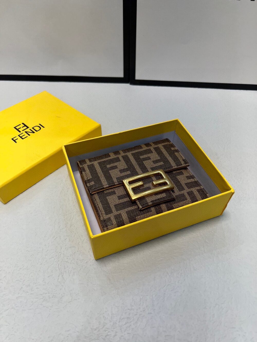 【FENDI 公式 旗艦店】フェンディ 財布 当日出荷 好評に付き再入荷！11*10CM - 画像 (9)