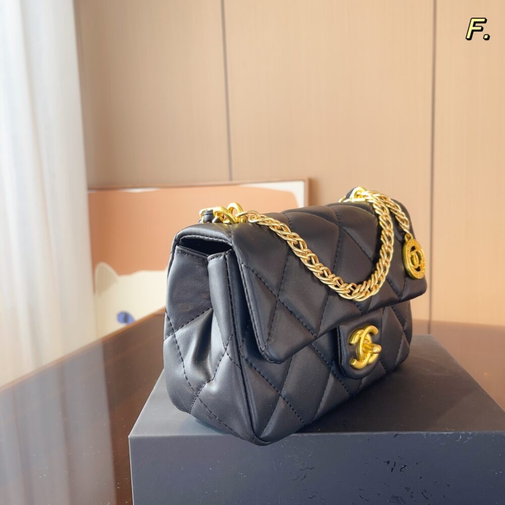CHANEL （シャネル）メッセンジャーバッグ 20*7*15cm - 画像 (6)
