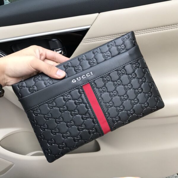 Gucci（グッチ）クラッチバッグ 28x18x3cm