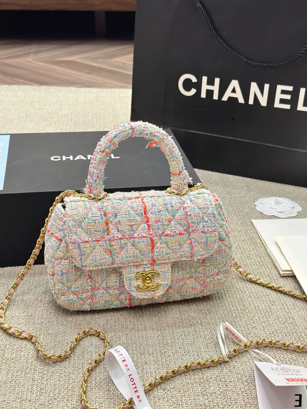 CHANEL トップハンドルフラップバッグ - 画像 (6)