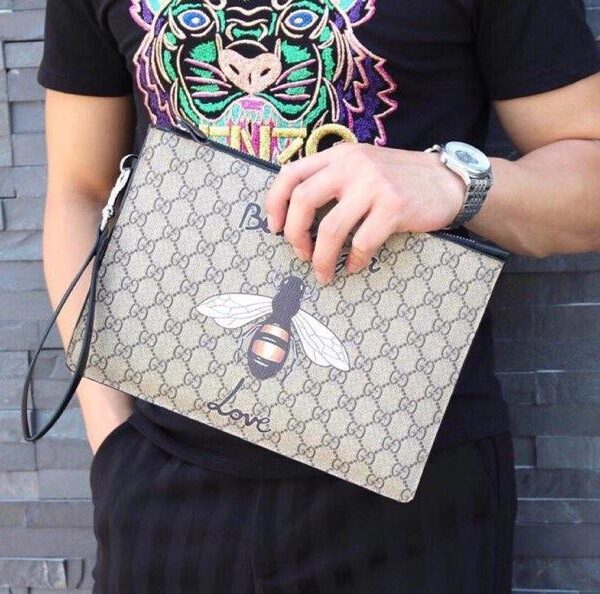 Gucci（グッチ）クラッチバッグ 29x20x1.5cm