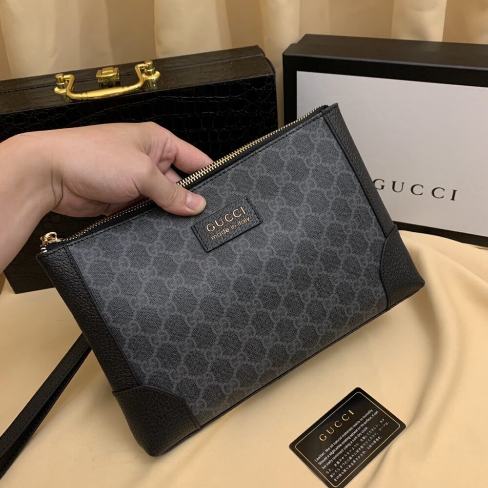 Gucci（グッチ）クラッチバッグ 28x18x4cm - 画像 (2)