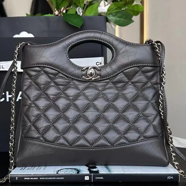 ★人気沸騰【 CHANEL 】CHANEL 31 ミニ ショッピング バッグ