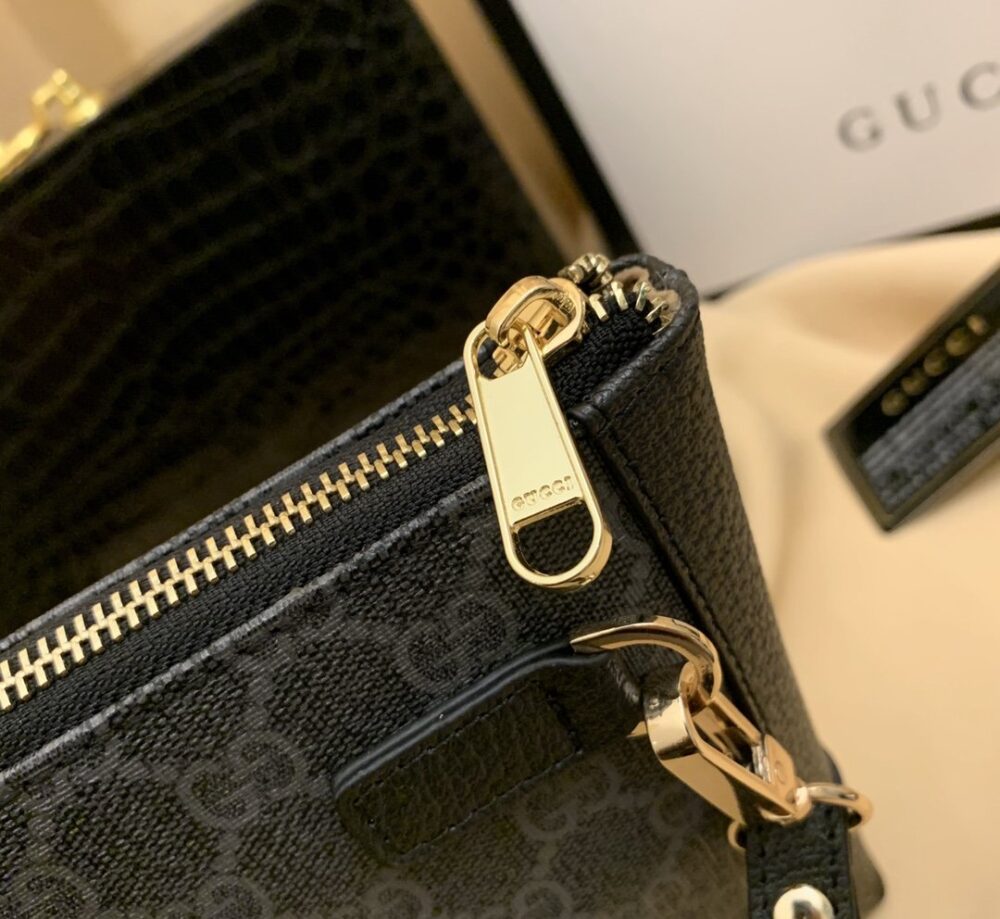 Gucci（グッチ）クラッチバッグ 28x18x4cm - 画像 (5)