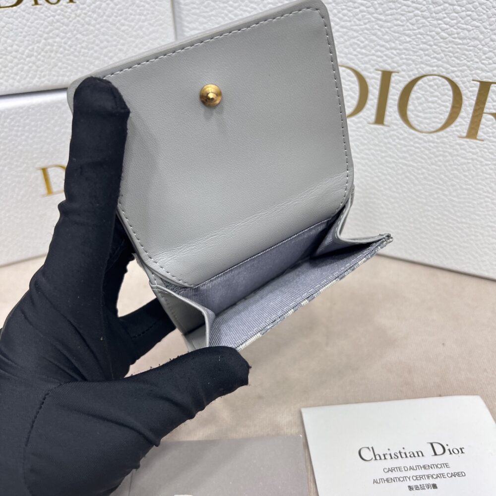 【限定】DIOR❤️30 Montaigneショートウォレット 免税 - 画像 (4)