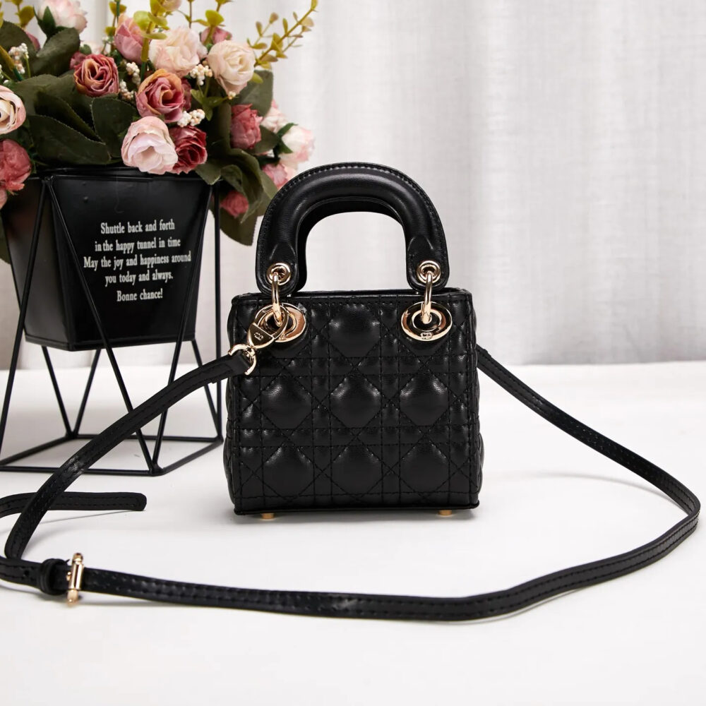 【DIOR 公式 旗艦店】ディオール ショルダーバッグ 当日出荷 好評に付き再入荷！12*10*5CM - 画像 (3)