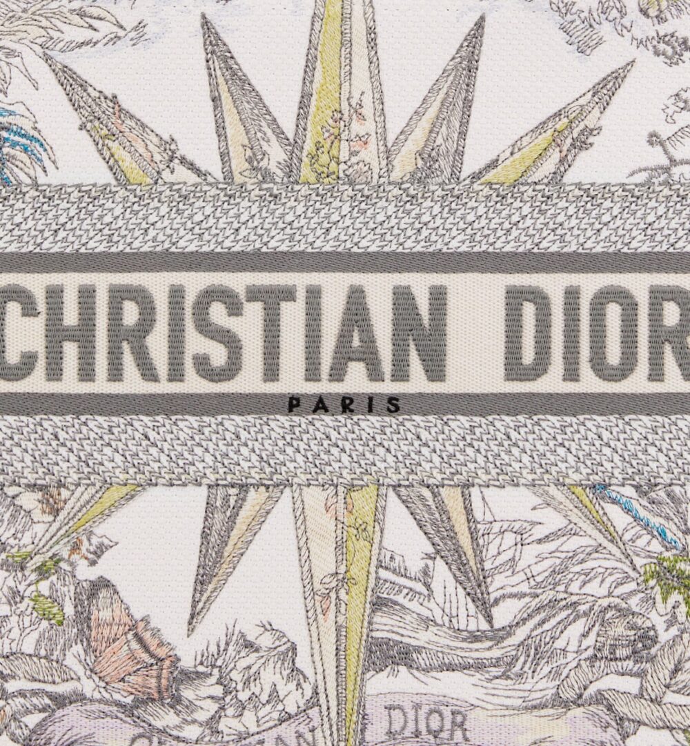 人気の新商品 DIOR BOOK TOTE ミディアムバッグ - 画像 (4)