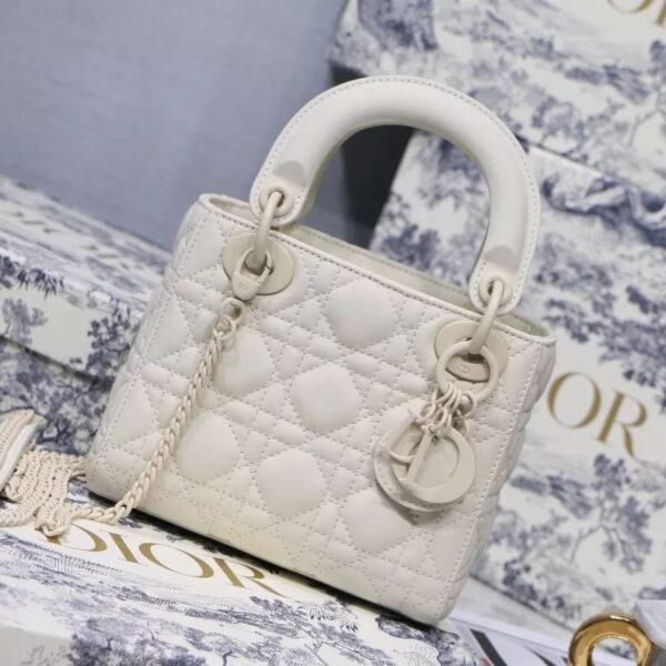 新作☆国内発送【Dior】LADY D-LITE