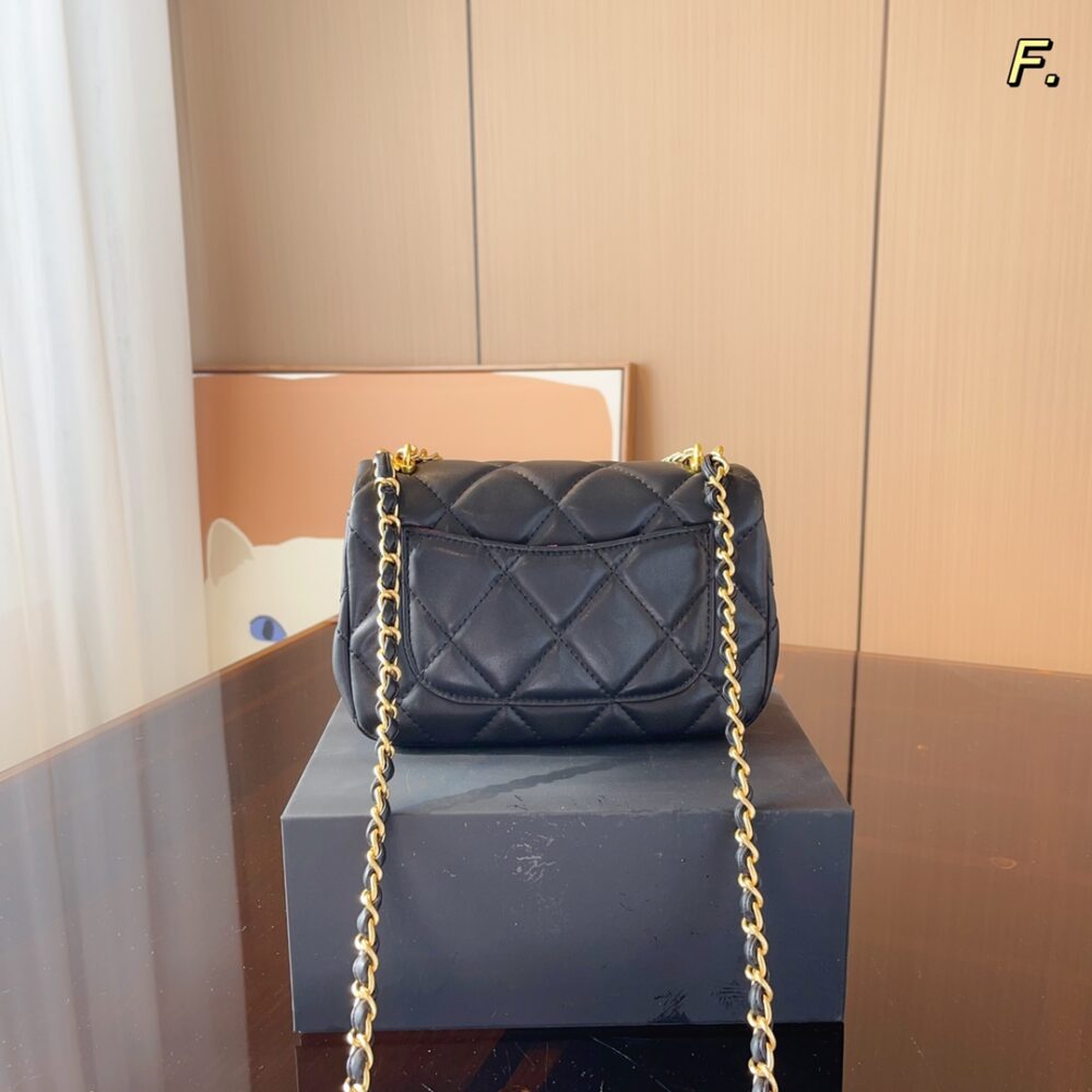 CHANEL （シャネル）メッセンジャーバッグ 20*7*15cm - 画像 (9)