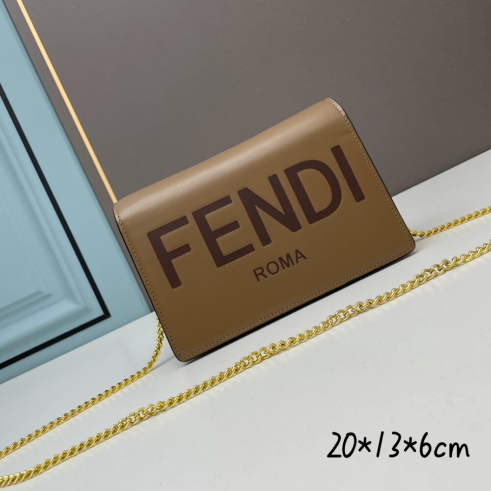 【FENDI 公式 旗艦店】フェンディ ショルダーバッグ 当日出荷 好評に付き再入荷！20*13*6CM - 画像 (2)