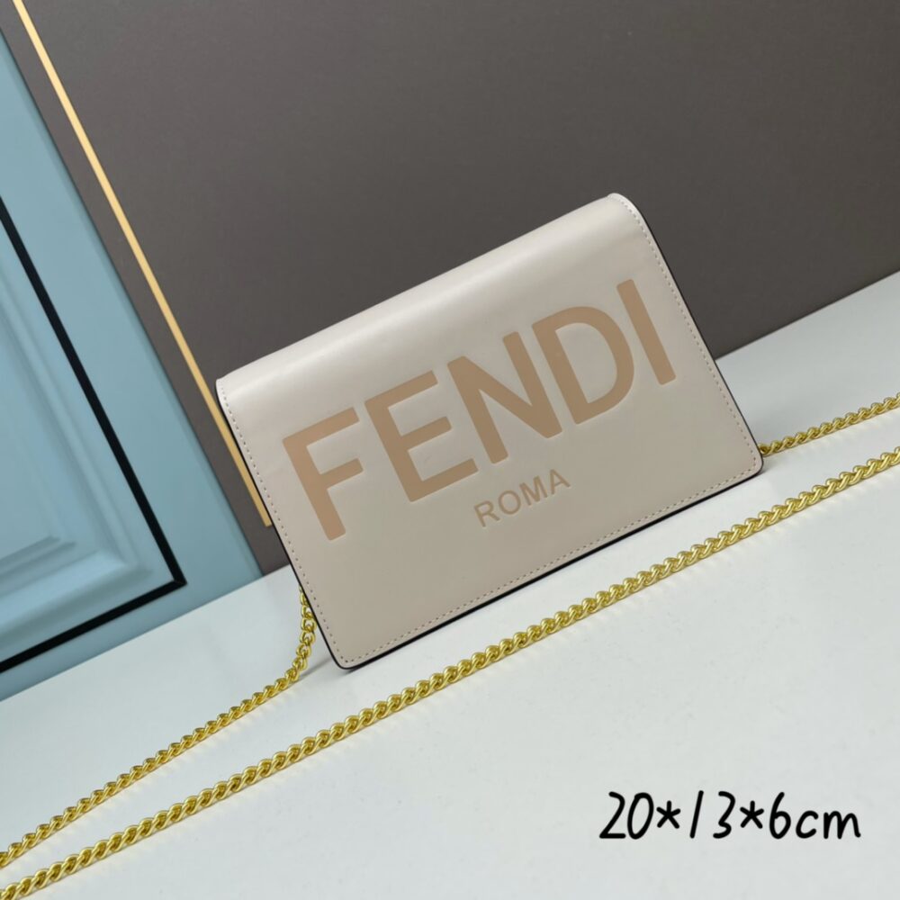 【FENDI 公式 旗艦店】フェンディ ショルダーバッグ 当日出荷 好評に付き再入荷！20*13*6CM - 画像 (11)