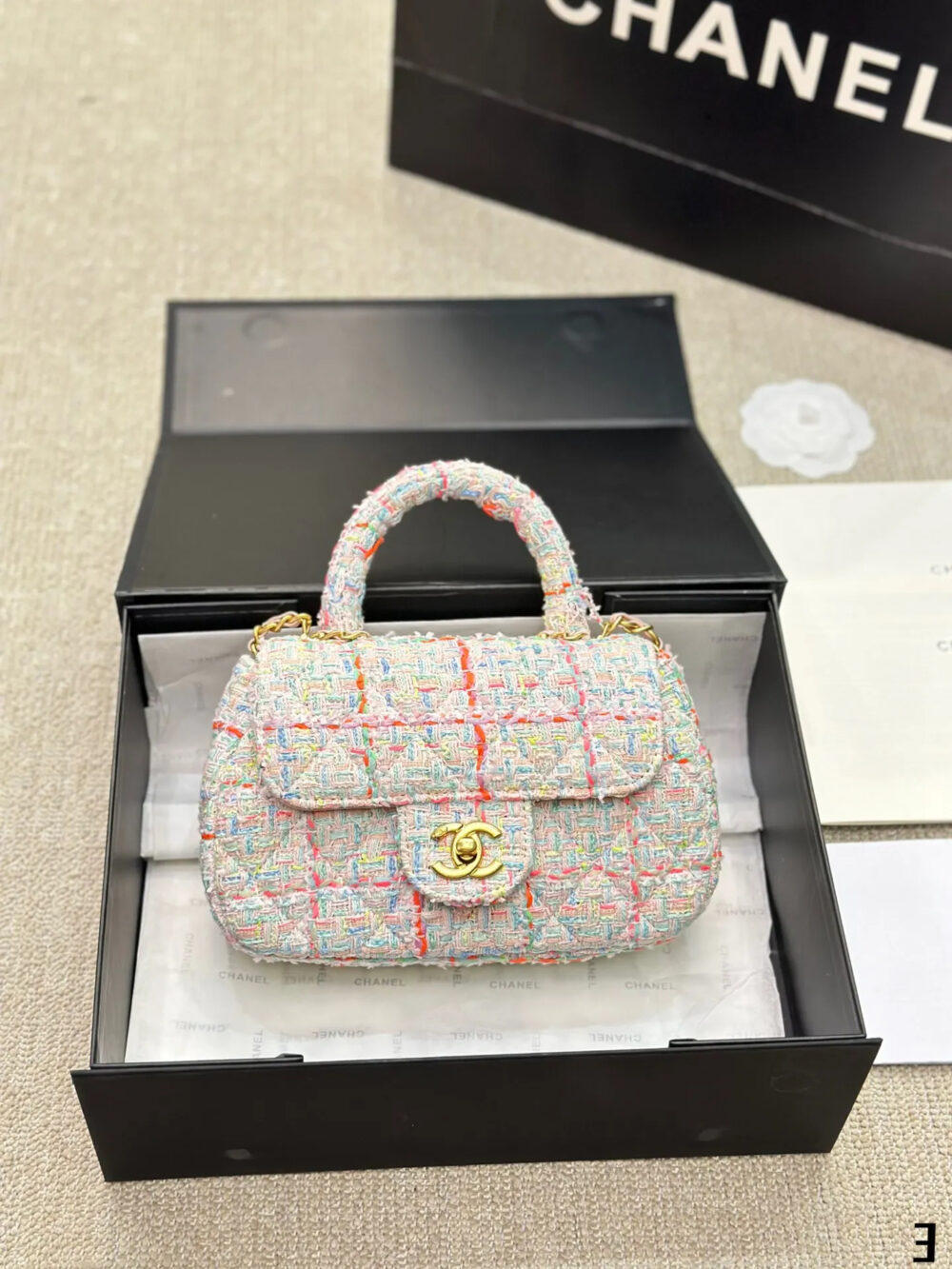 CHANEL トップハンドルフラップバッグ - 画像 (7)