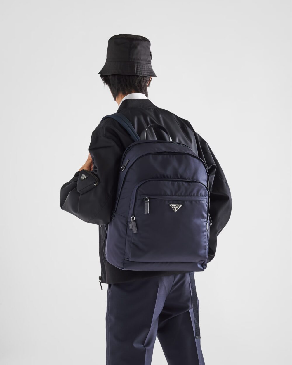 プラダ prada ビジネス メンズ 黒 バックパック Re-Nylon xサフィアーノレザー
